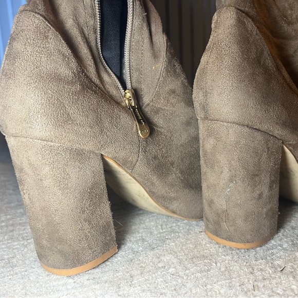 Miss Lola Thigh High Over the Knee Tan Suede Block Heel Boots size 8 - Picture 2 of 4
